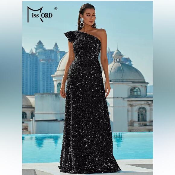 Miss ord Dresses & Skirts - Black Sequin One-Shoulder Maxi Dress